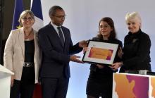 Nina Hadis Amini, CR, reçoit le prix Irène Joliot-Curie